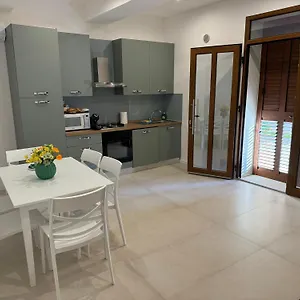 La Coccinella , Cascina Italie